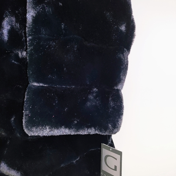 Hooded Faux Fur Jacket - Picture 3 of 6